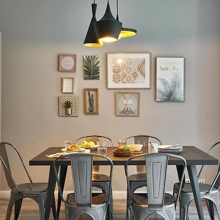 Magnificent 4 Bedroom Apartment In Eixample Βαρκελώνη Εξωτερικό φωτογραφία