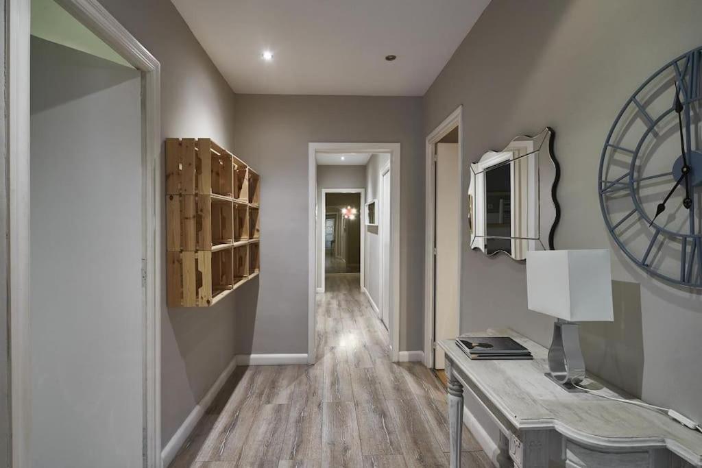 Magnificent 4 Bedroom Apartment In Eixample Βαρκελώνη Εξωτερικό φωτογραφία