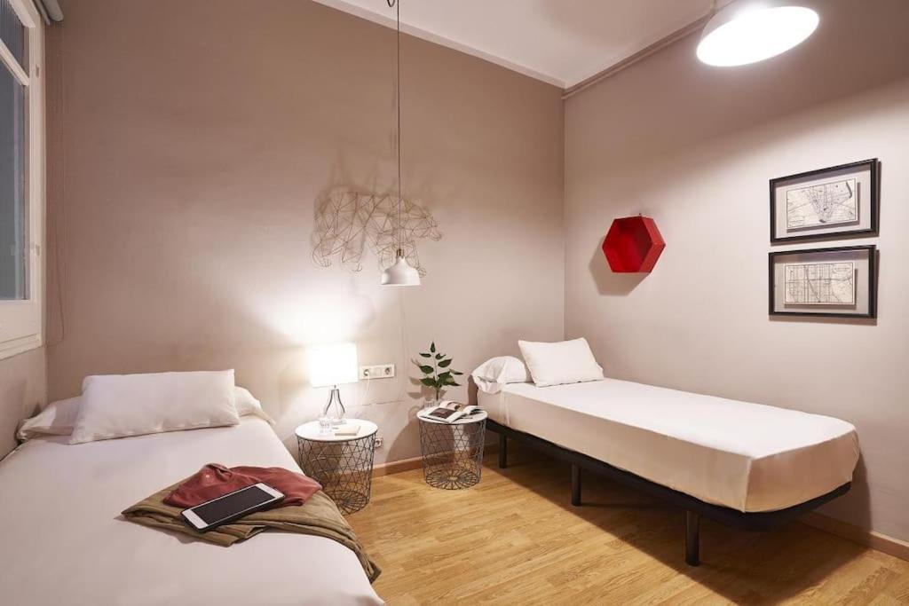 Magnificent 4 Bedroom Apartment In Eixample Βαρκελώνη Εξωτερικό φωτογραφία